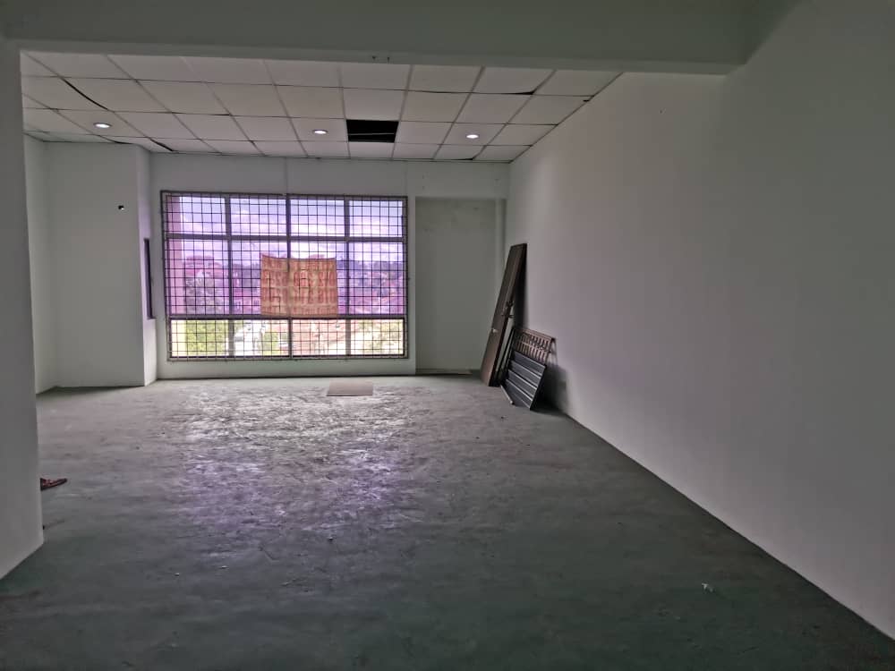 Mahkota Office