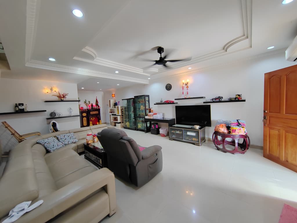 Bandar Mahkota Cheras east south