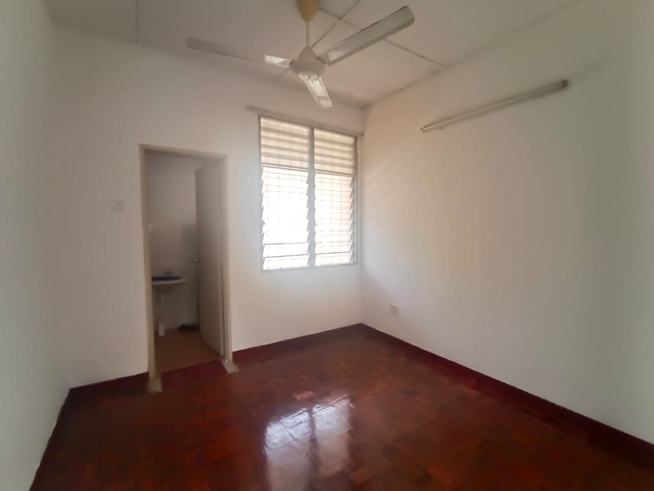 Bandar Mahkota Cheras section 2 west - photo 8