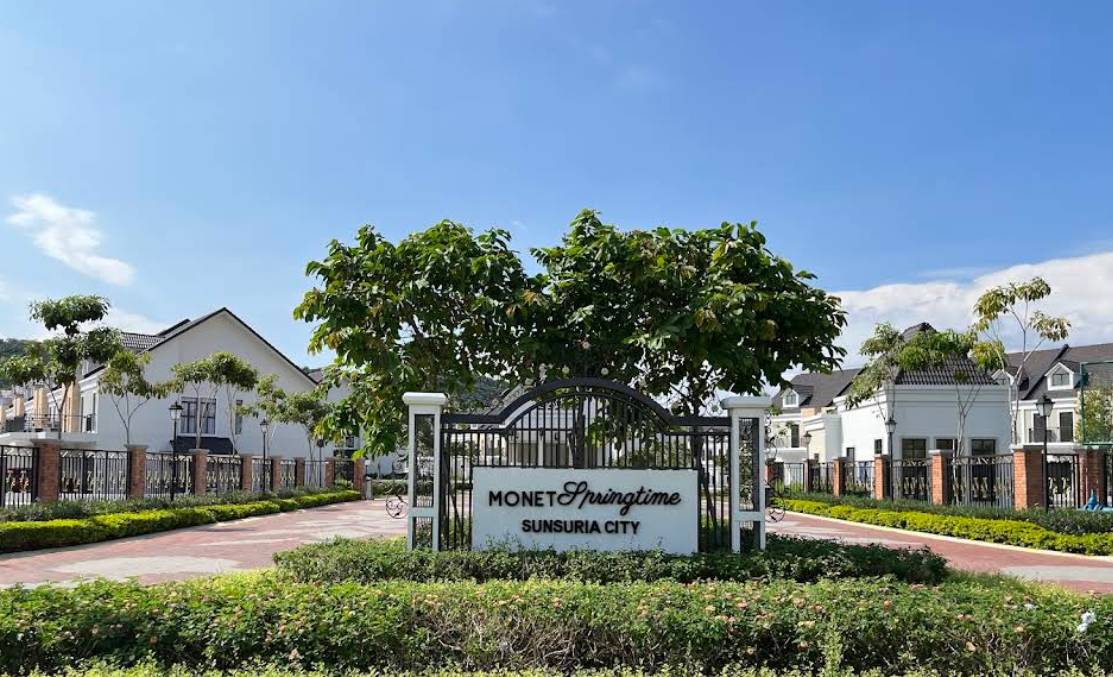 Monet Springtime Terrace Sepang