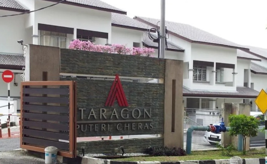 TARAGON PUTERI CHERAS TOWNHOUSE