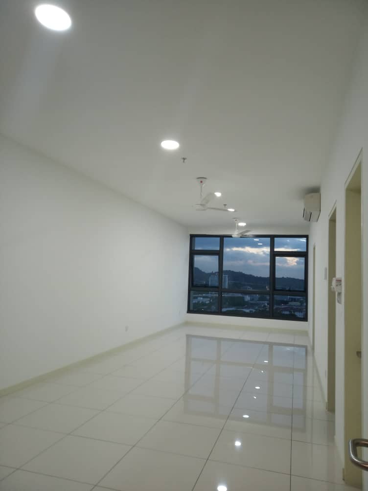 Amanja Semi-D Suites Condominium - photo 2