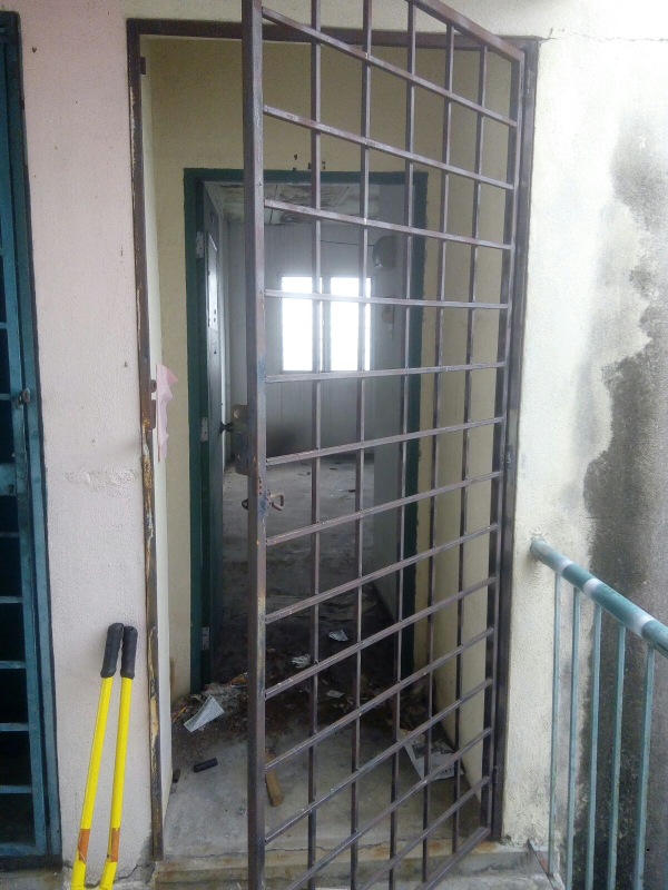 Flat Taman Sri Lembayung,Taman Sri Muda,Seksyen 25 - photo 2