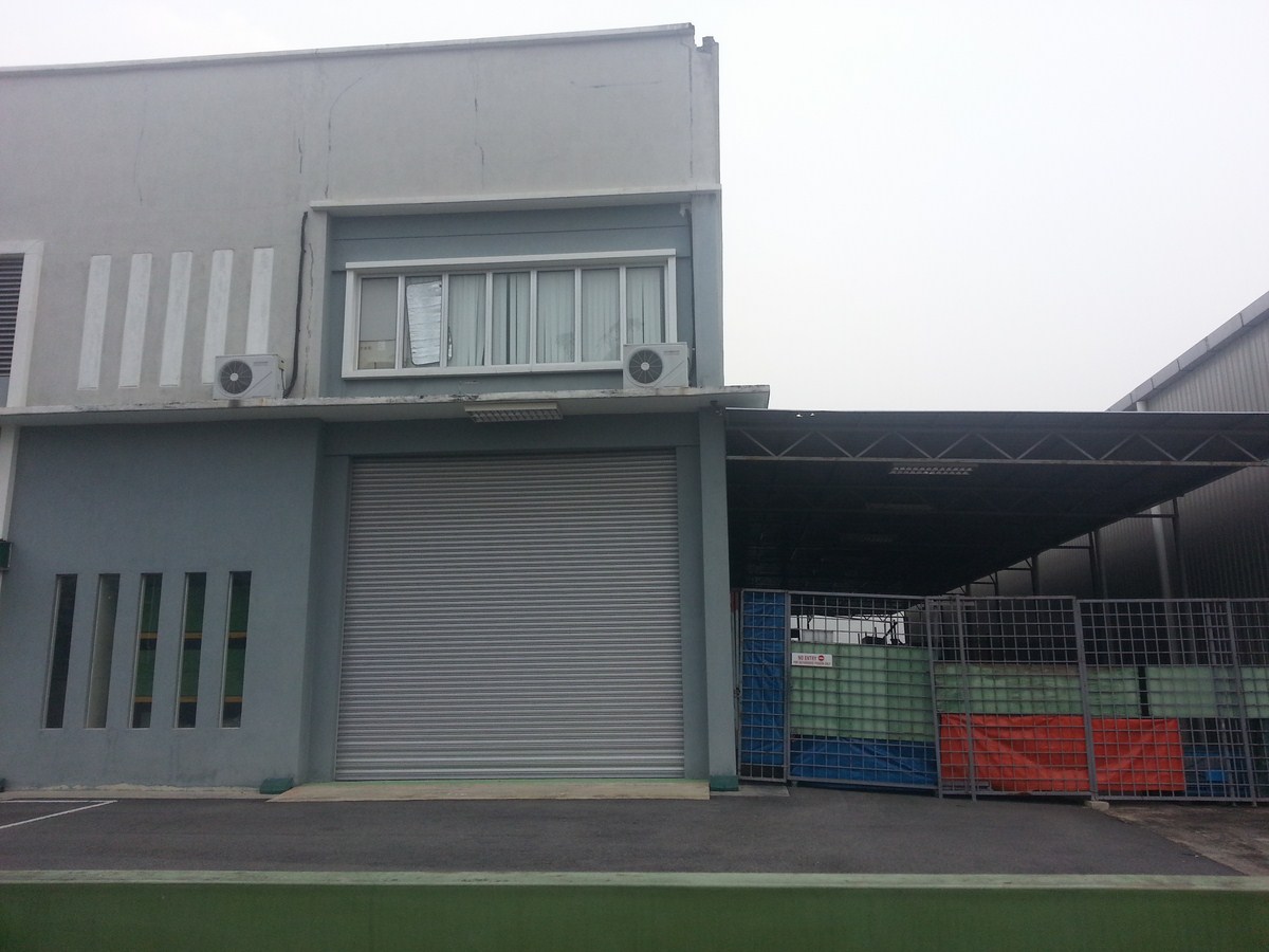 2 Sty SemiD Factory at Alfa Impian Industrial Park