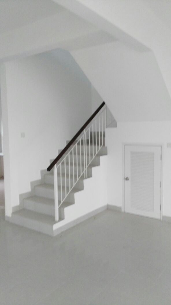 2 Sty House - OakBerry, Taman Pelangi Semenyih 2 - photo 2