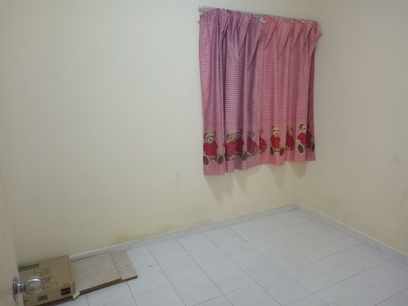 Vista Impiana Apartment, Taman Bukit Serdang, PF - photo 2