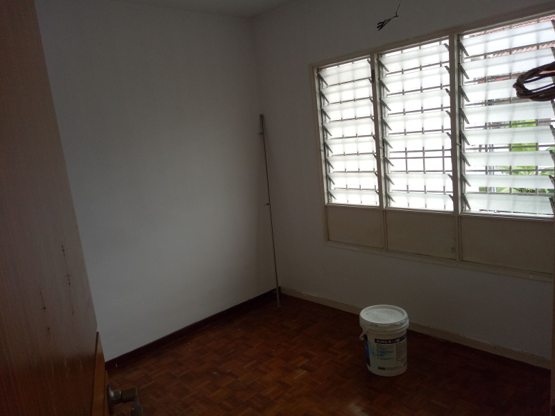 Taman Damai Indah, Basic, Newly Paint, Cheras - photo 10