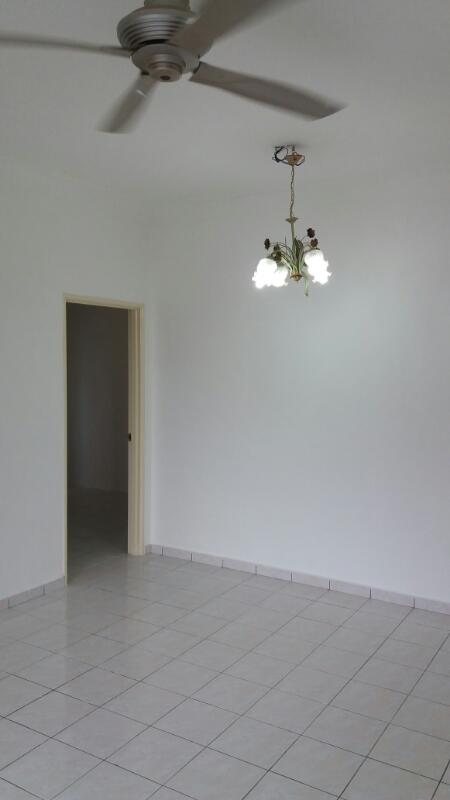 Green Acre Condo, Partly Furnished, Sungai Long - photo 3