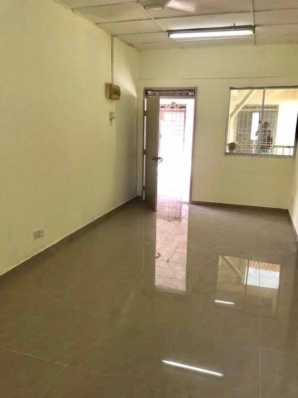 Pangsapuri Seri Kayan,Tmn Pinggiran USJ,Subang Mas - photo 6
