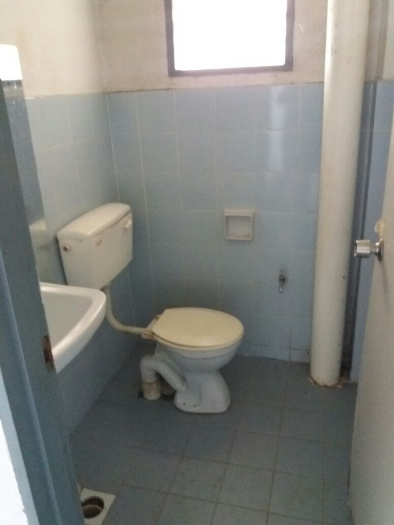 Mutiara Apartment, Taman Balakong Jaya - photo 4