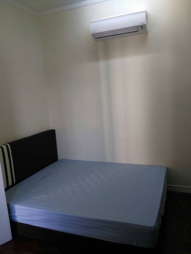 Elaeis 2 Condo, Bukit Jelutong, Partly Furnished - photo 5