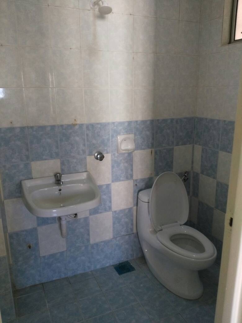 Elaeis 2 Condo, Bukit Jelutong, Partly Furnished - photo 9