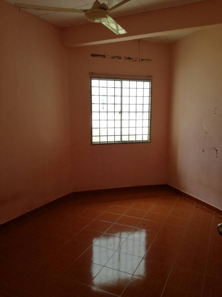 Goodyear Court 3 Condo, USJ UEP Subang Jaya - photo 3