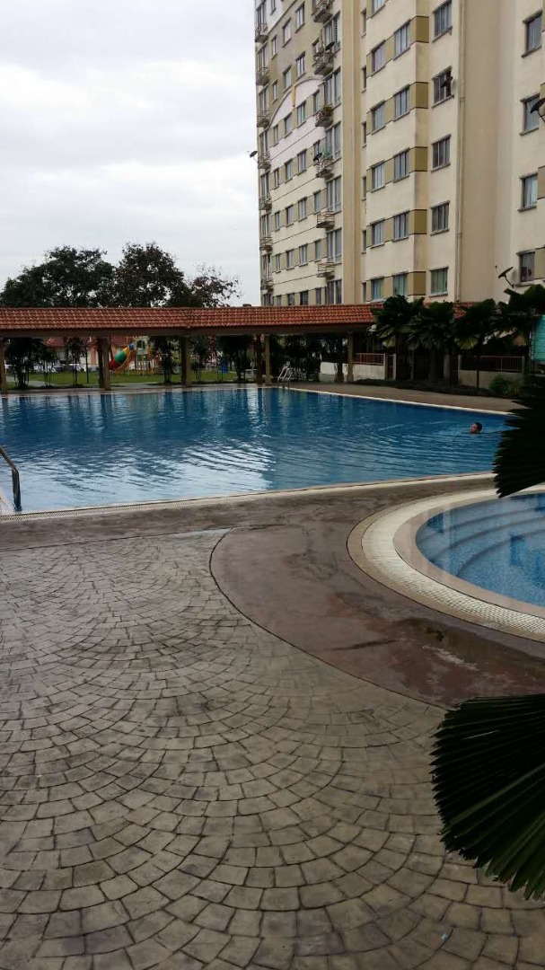 Vista Impiana Apartment, Taman Bukit Serdang, Reno - photo 3