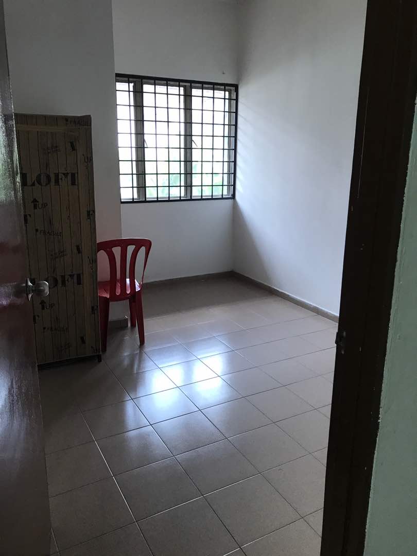 Taman Tadisma, 2 Sty, Shah Alam Seksyen 13 - photo 3