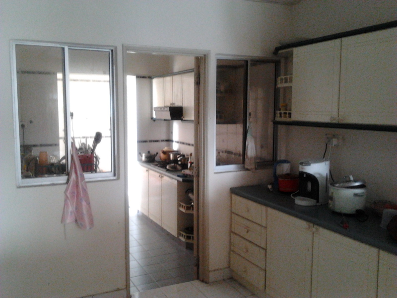 Venice Hill Condo Cheras Batu 9 Partly Furnished - photo 3
