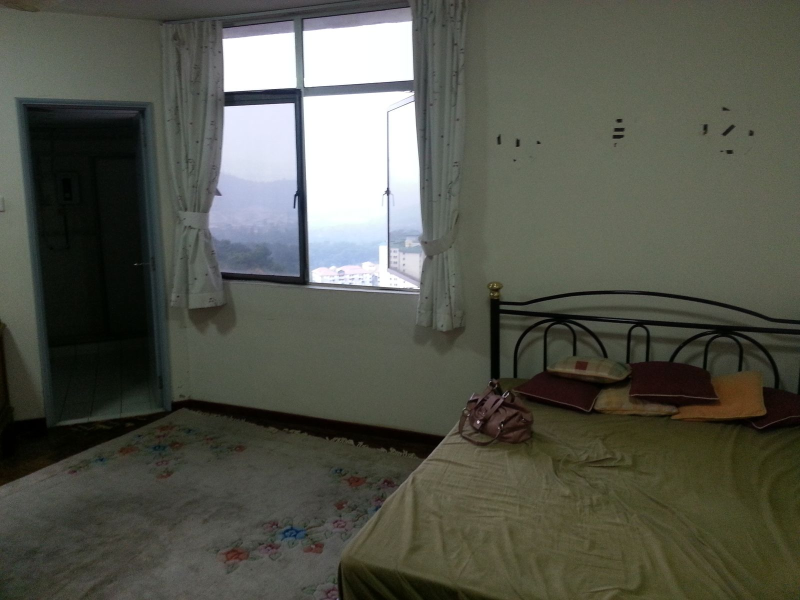 Venice Hill Condo Cheras Batu 9 Partly Furnished - photo 5