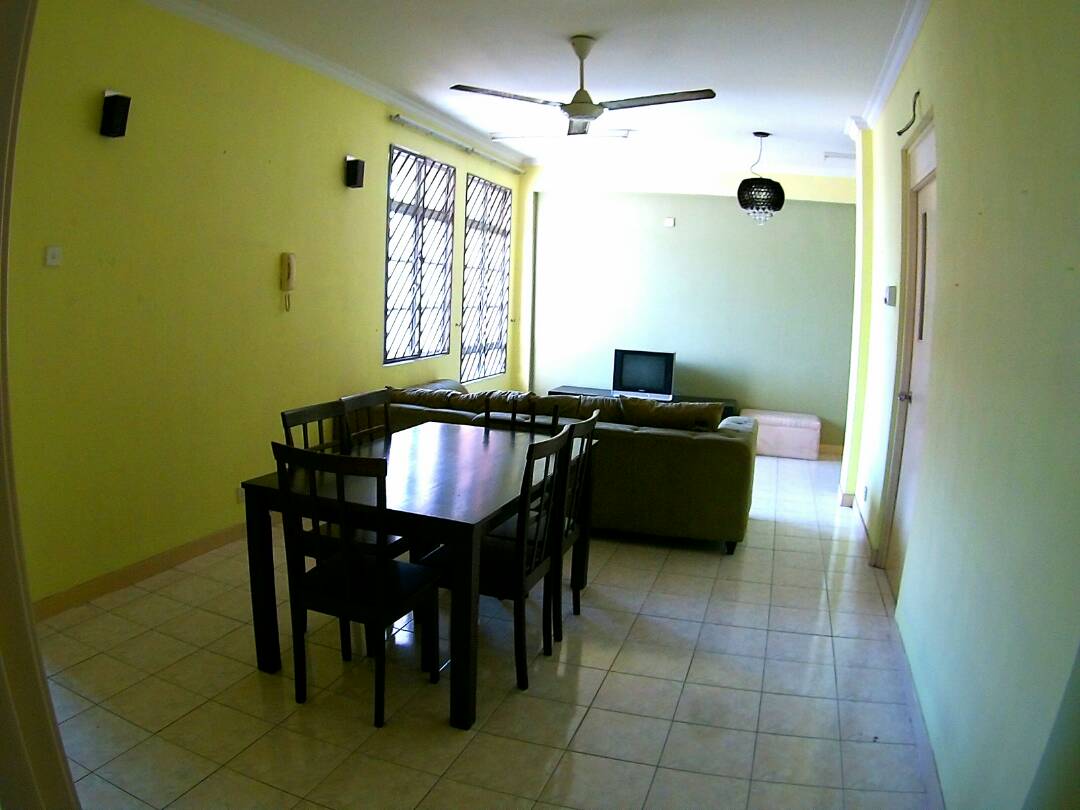 Elaeis 2 Condo Bukit Jelutong Reno and Furnished - photo 3