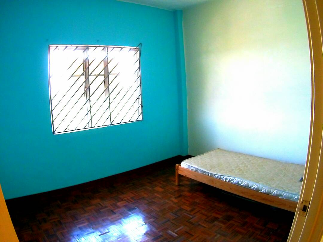 Elaeis 2 Condo Bukit Jelutong Reno and Furnished - photo 4