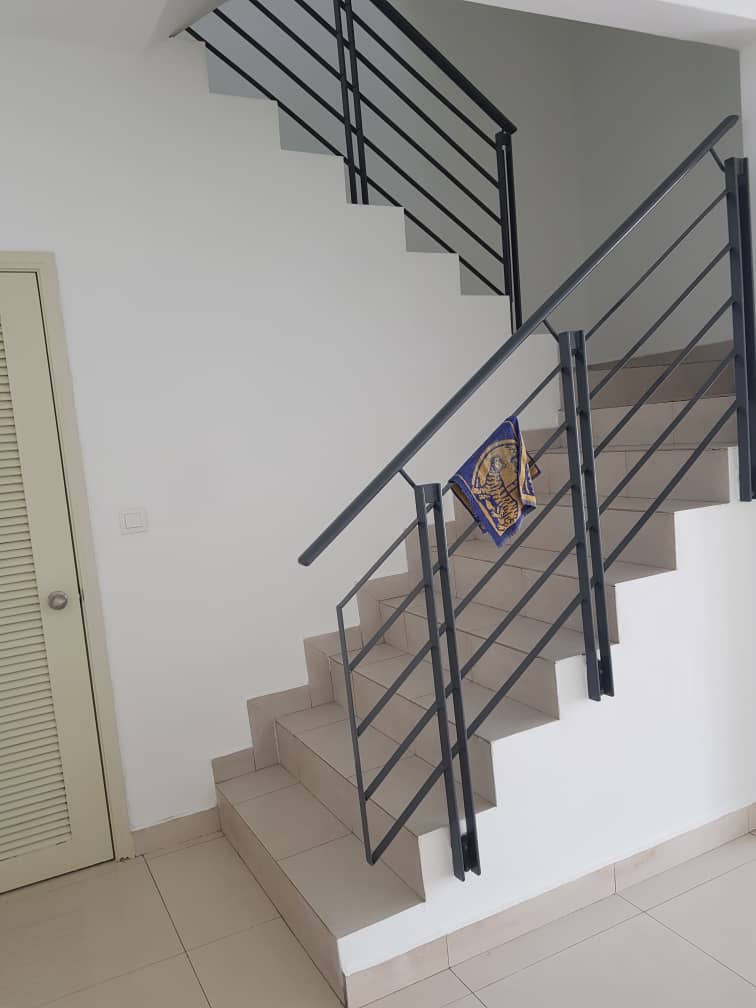 2 Sty House Taman Putra Prima Gated Guarded Reno - photo 10