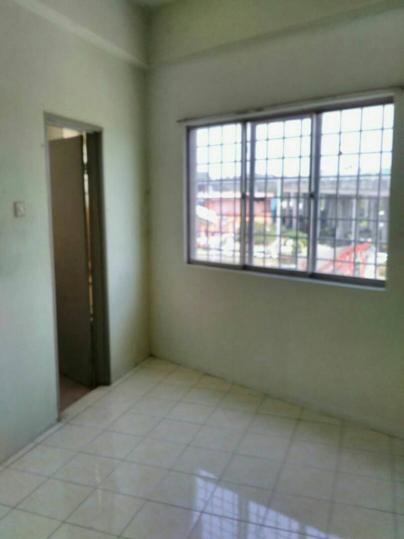 Taman Kasturi Shop Office Aprt Cheras Batu 9 MRT - photo 3