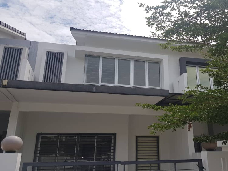 2 Sty House Taman Putra Prima Gated Guarded Reno