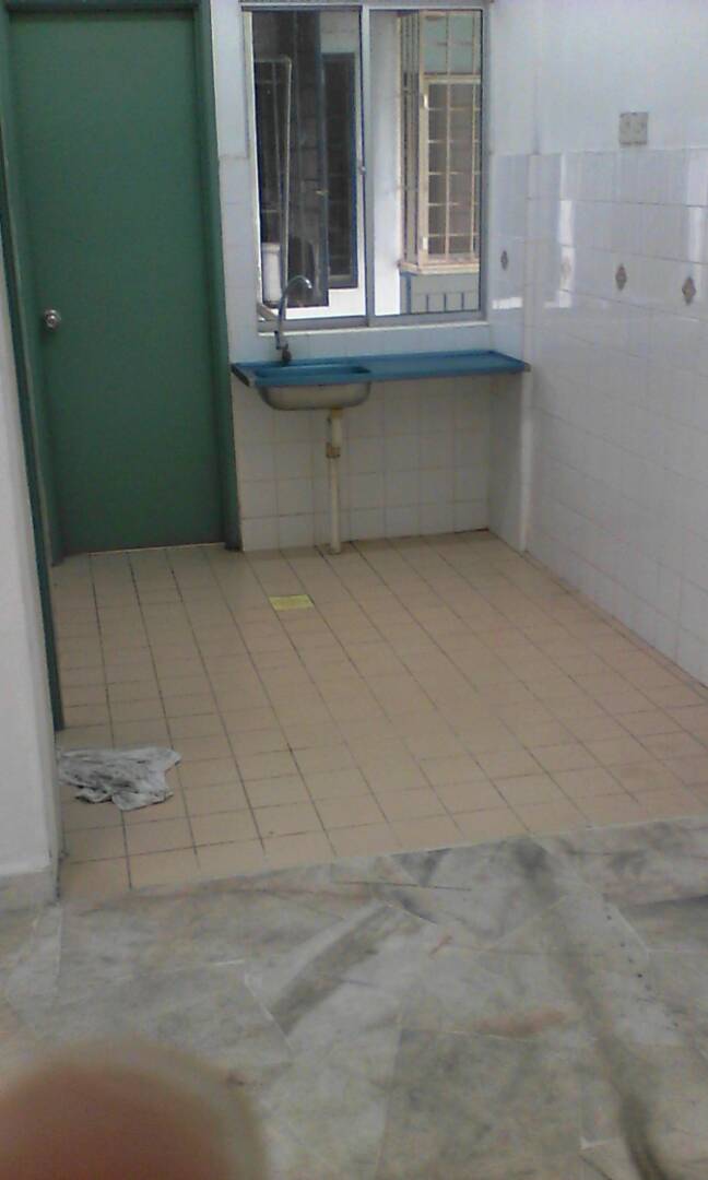 Senja Apartment, Taman Bukit Mewah Fasa 7, Kajang - photo 2
