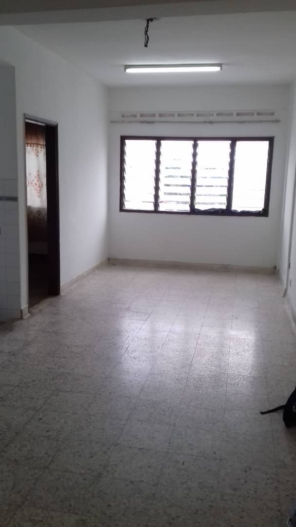 Goodyear Court 10 Walk Up Shop Apartment, USJ