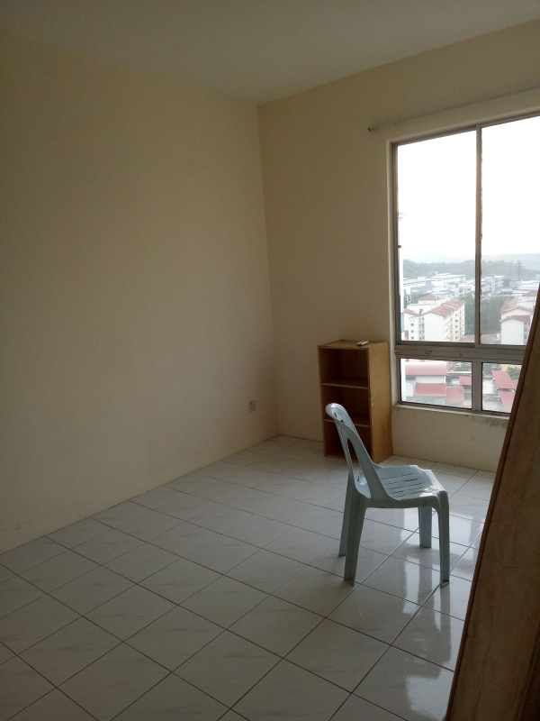 Vista Impiana Apartment Studio Taman Bukit Serdang - photo 4