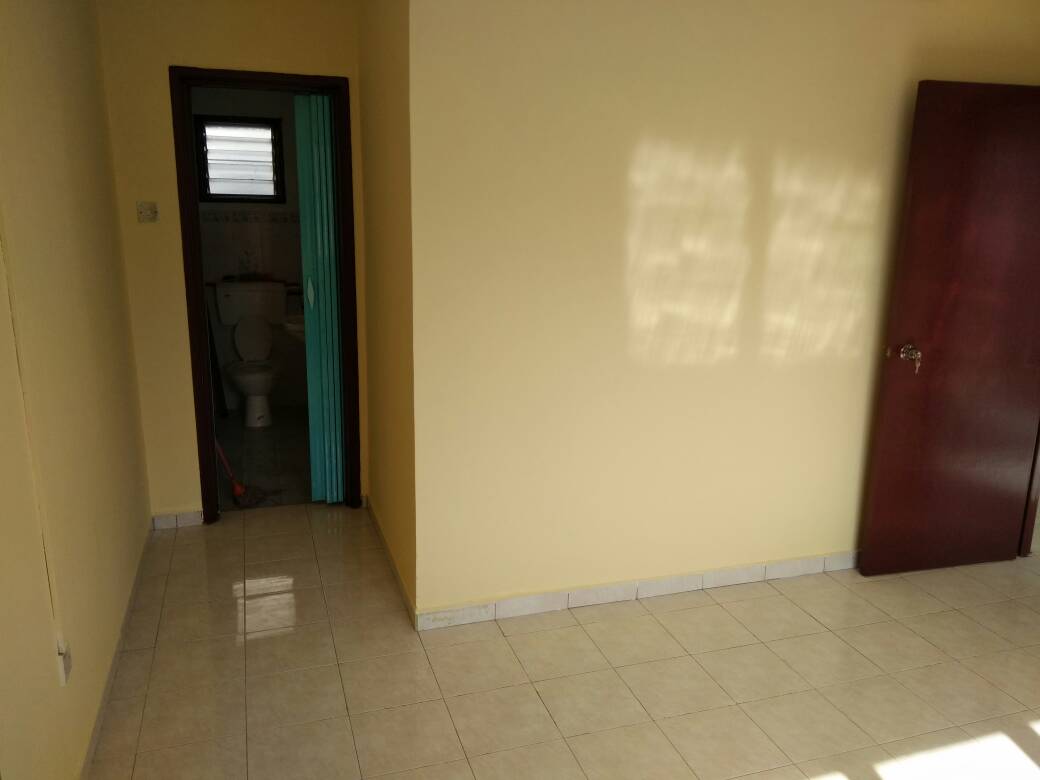 Taman Seri Taming Flat Jaya Baru Cheras Batu 9 - photo 6