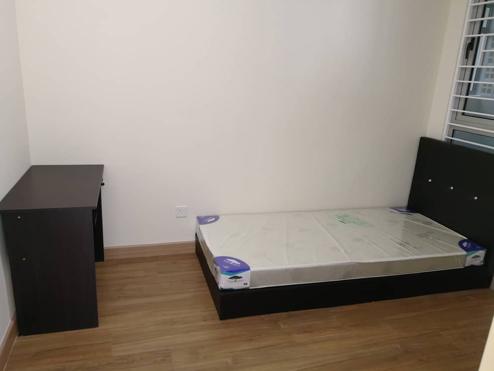 Saville Cheras Taman Sri Raya MRT FF Small Room
