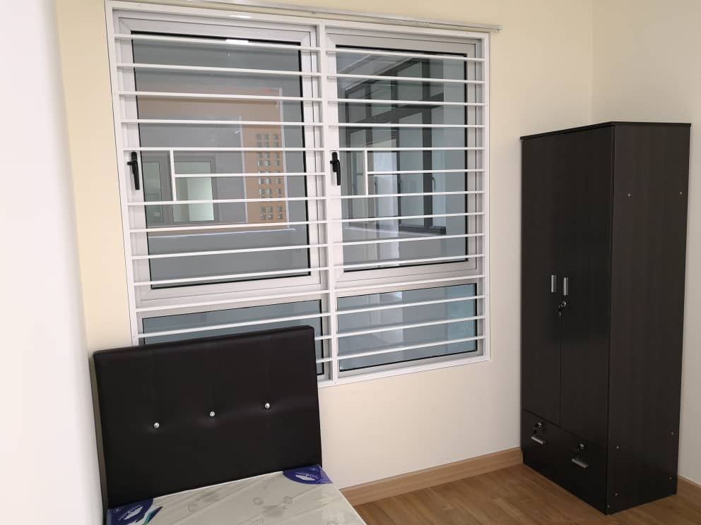 Saville Cheras Taman Sri Raya MRT FF Small Room - photo 2