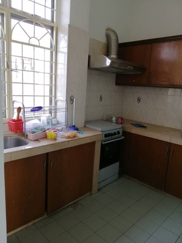 Lagenda Mas TownHouse Cheras Bt 9 Partly Furnished - photo 5