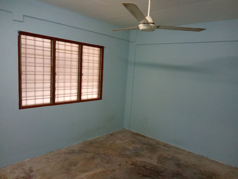 Pandan Indah Flat Good Condition - photo 2