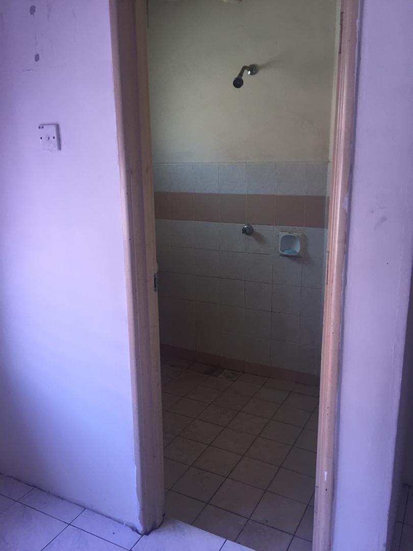 Pesona Apt Taman Kajang Utama Urgent Sell 200k - photo 2