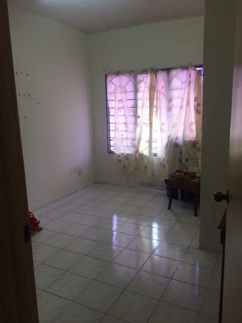 Pesona Apt Taman Kajang Utama Urgent Sell 200k - photo 10