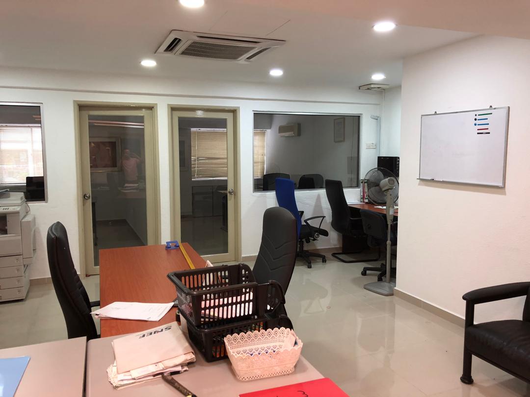 Pandan Perdana 4th Floor Office Fully Furnished - photo 1