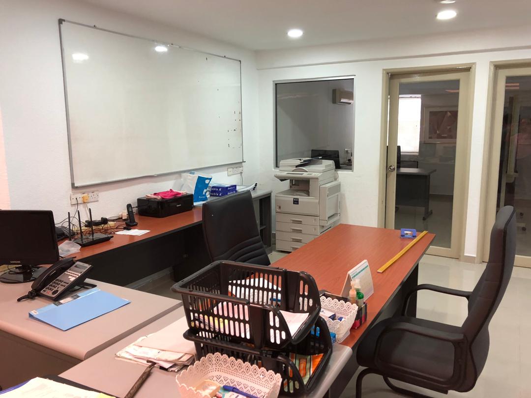Pandan Perdana 4th Floor Office Fully Furnished - photo 2