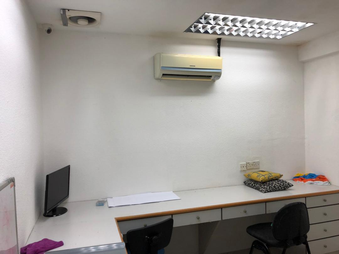 Pandan Perdana 4th Floor Office Fully Furnished - photo 5