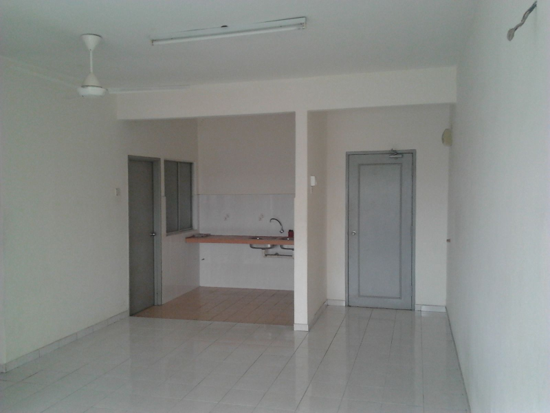 Sutramas Apartment, Bdr Puchong Jaya, IOI LRT, PF - photo 5