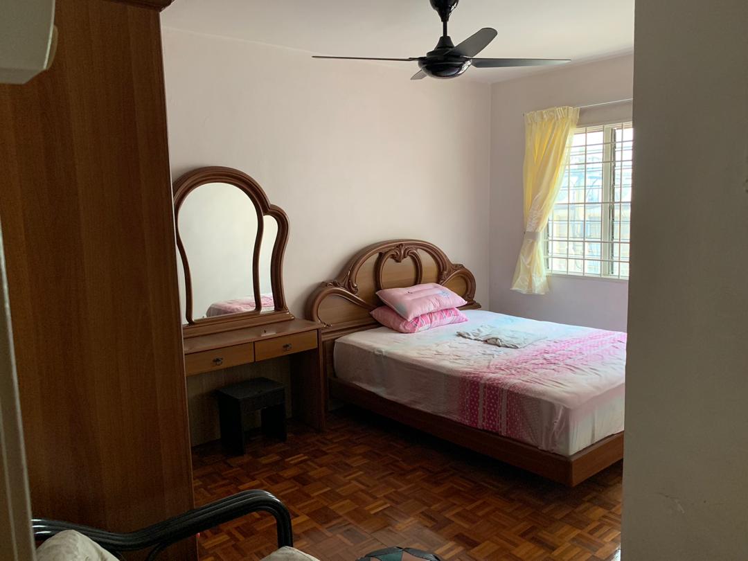 Tmn Putri Jaya 3 Sty House Cheras Bt 9 Furnished - photo 2