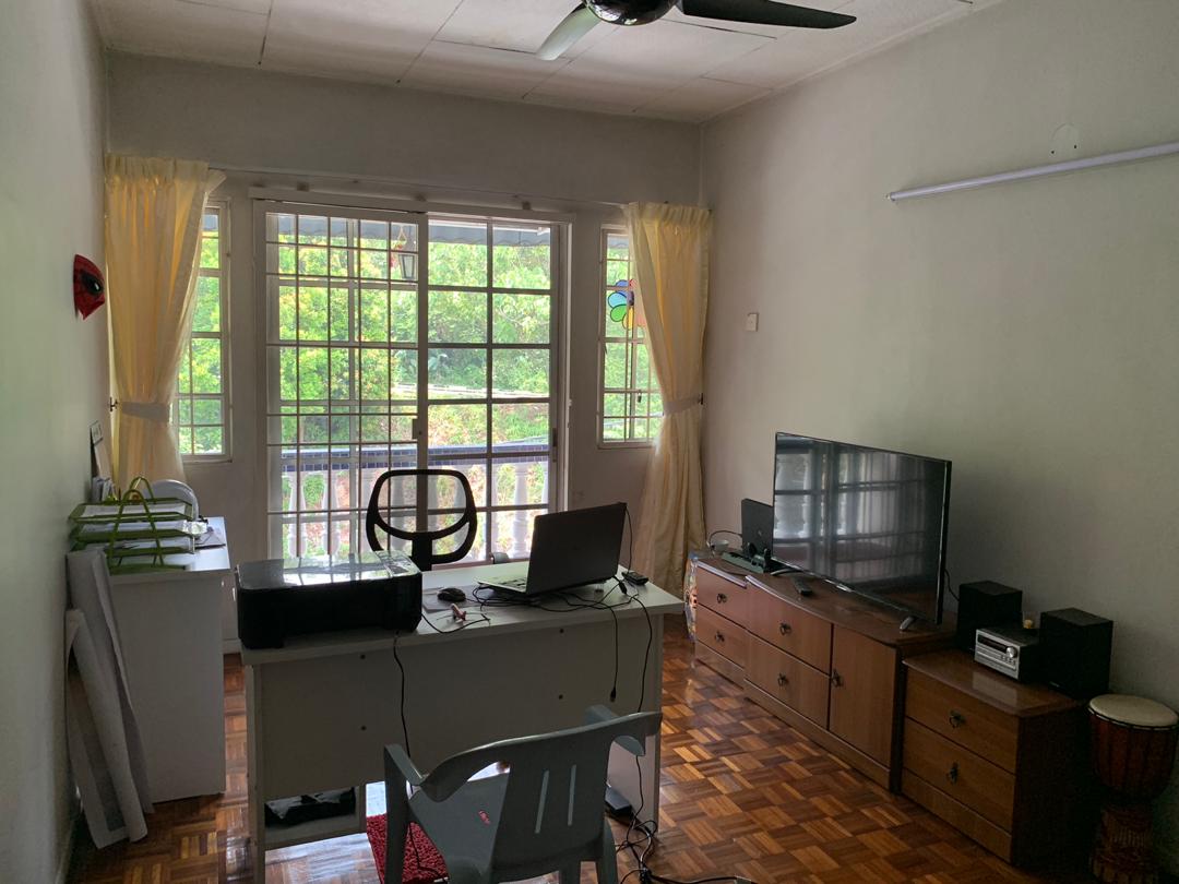 Tmn Putri Jaya 3 Sty Partly Furnished Near Giant - photo 4