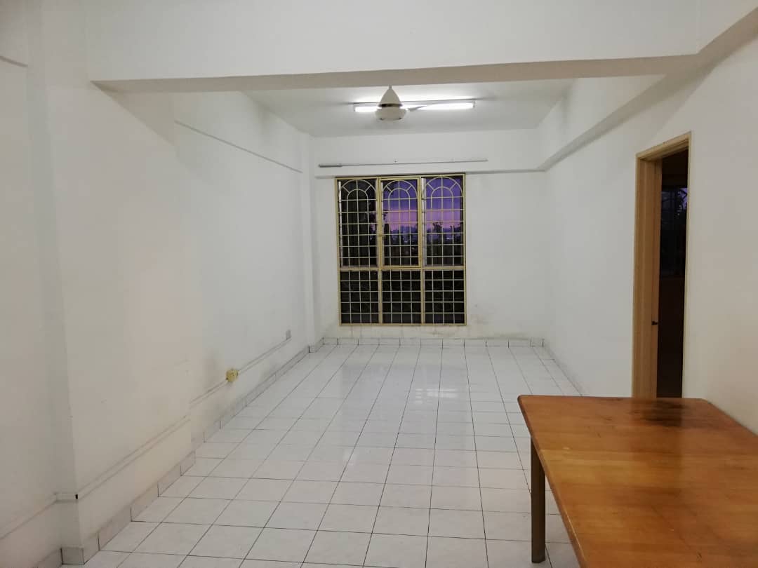 Pangsapuri Ria Taman Bukit Mewah Kajang Near MRT - photo 4