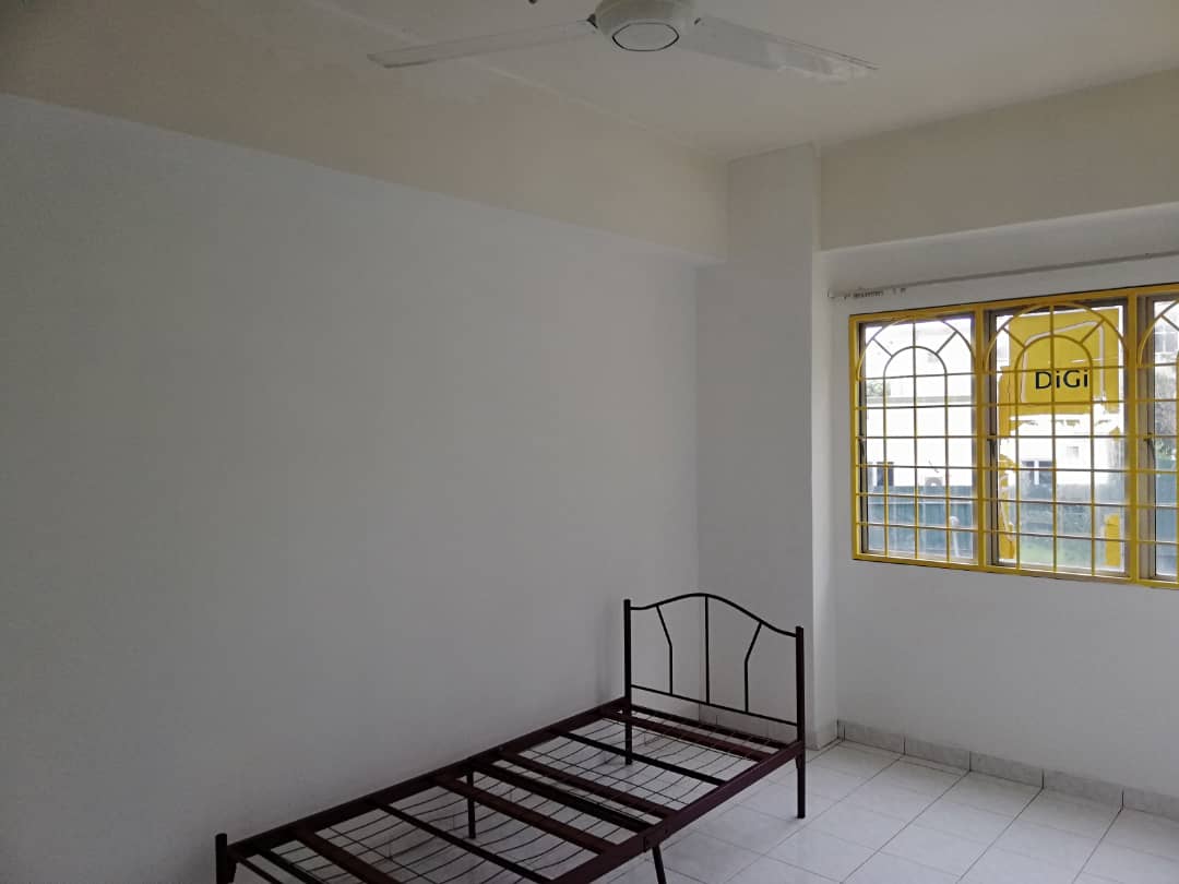 Pangsapuri Ria Taman Bukit Mewah Kajang Near MRT - photo 3