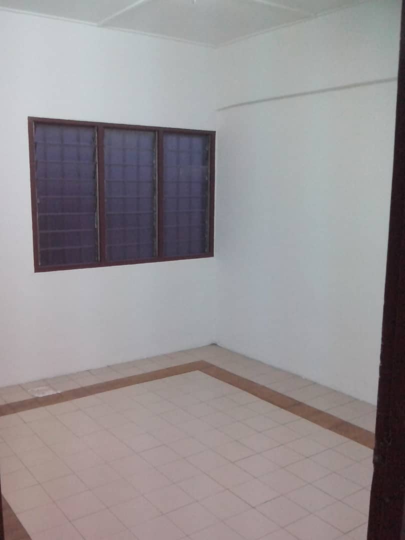 Glen Court Bandar Sungai Long Partly Furnished - photo 6