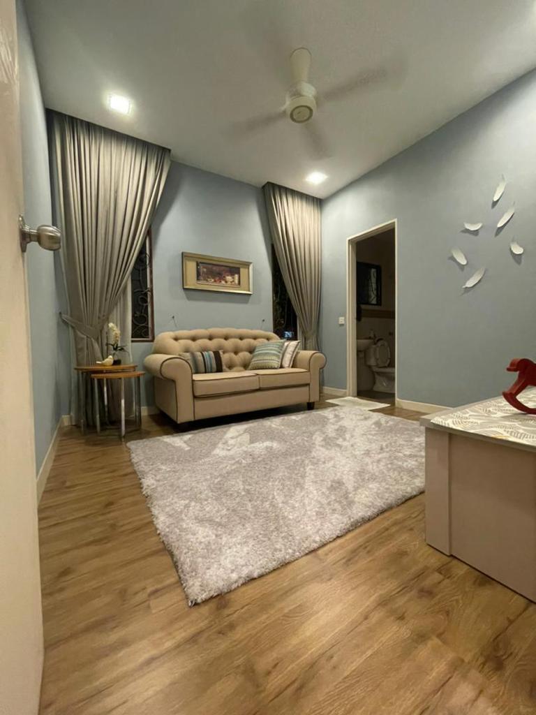 pg1 fully renovated 34x75 Setia Damai, Setia Alam - photo 4