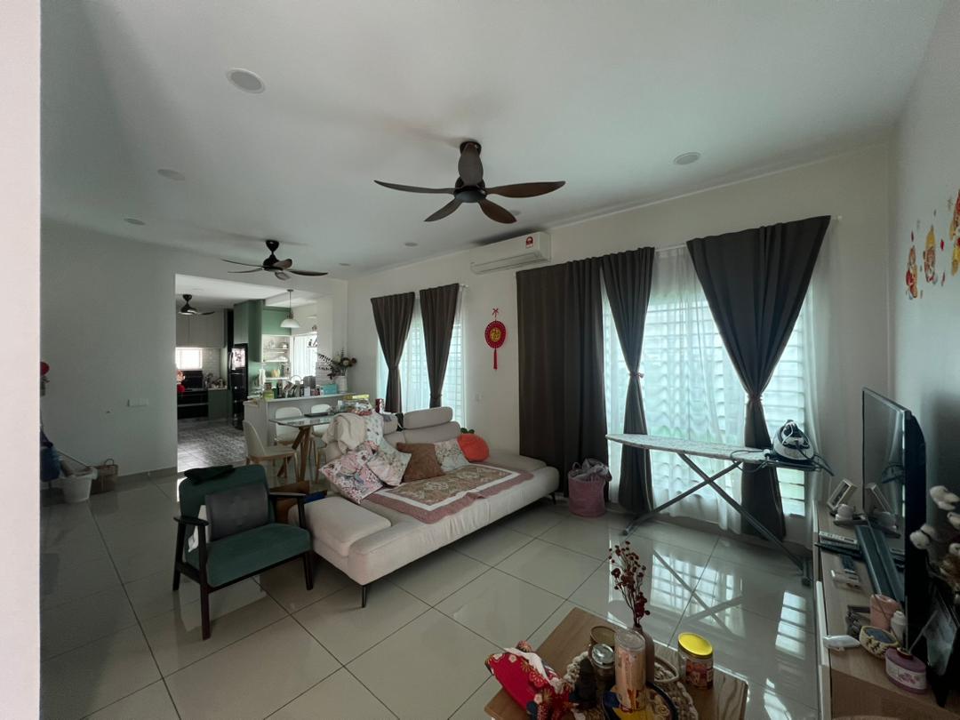 pg1 2 5 storey end lot renovated 5 rooms Setia uta - photo 2