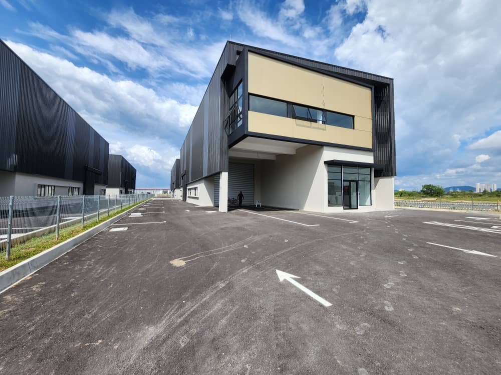 pg2 New Detach factory at Bandar Bukit Raja 2, Kl - photo 7