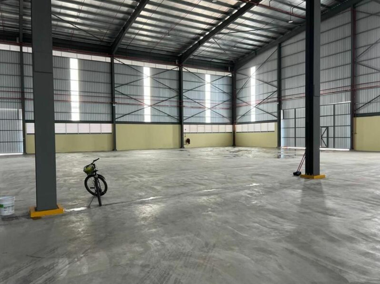 2 4 acres 1000amp Pulau Indah Industrial Park - photo 6