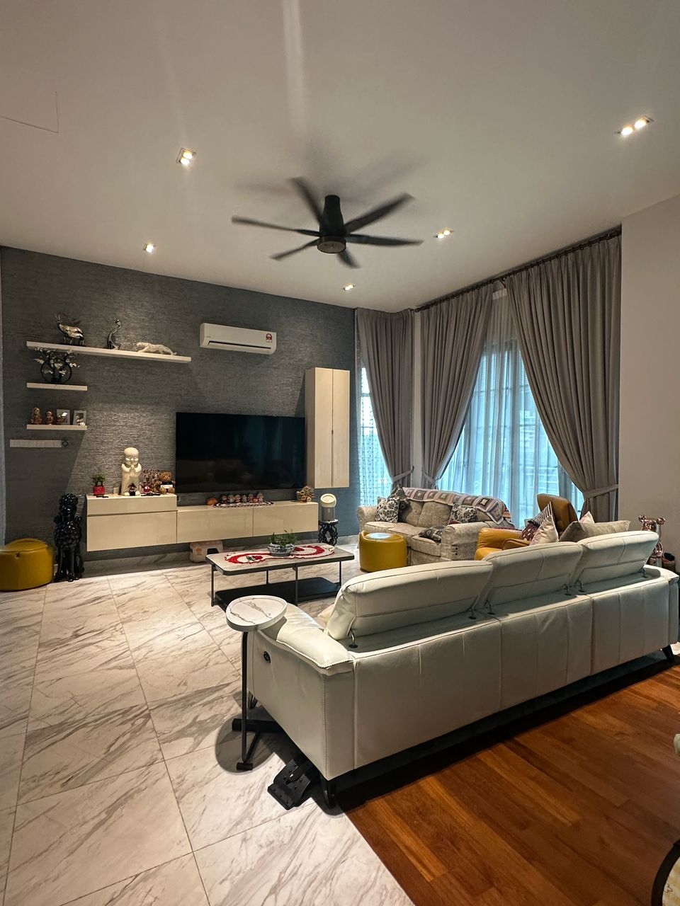 FACING OPEN 2 5-Sty Semi-D Jelutong Heights Bukit - photo 5